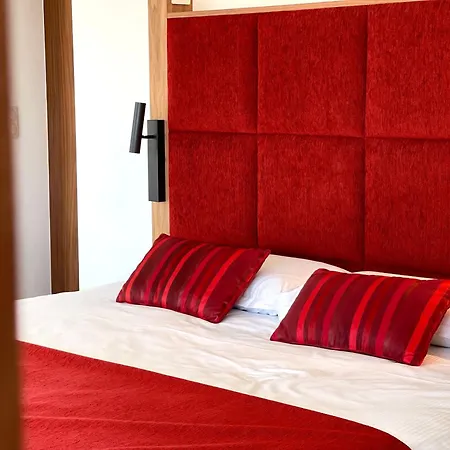 Hotel Le Fouquet's 4*