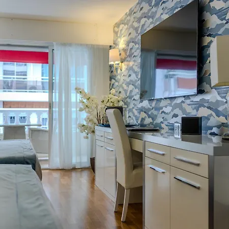 Hotel Le Fouquet's 4*