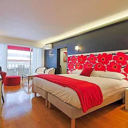 Le Fouquet's Hotel