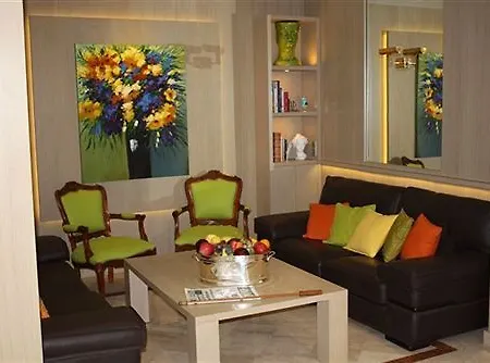 Otel Le Fouquet's