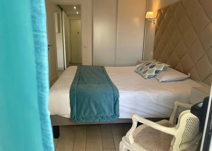 Отель Le Fouquet's Канны