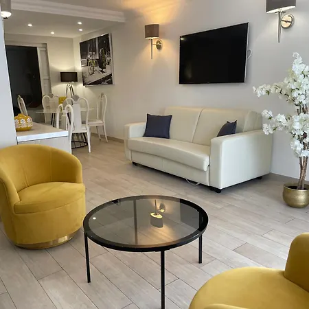 Hotel Le Fouquet's 4*